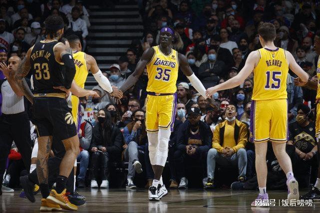 爱游戏平台-关于NBA常规赛倒计时;多伦多猛龙今夜状态回暖;细节引发关注;气氛紧张;赛程密集仍需轮换的信息