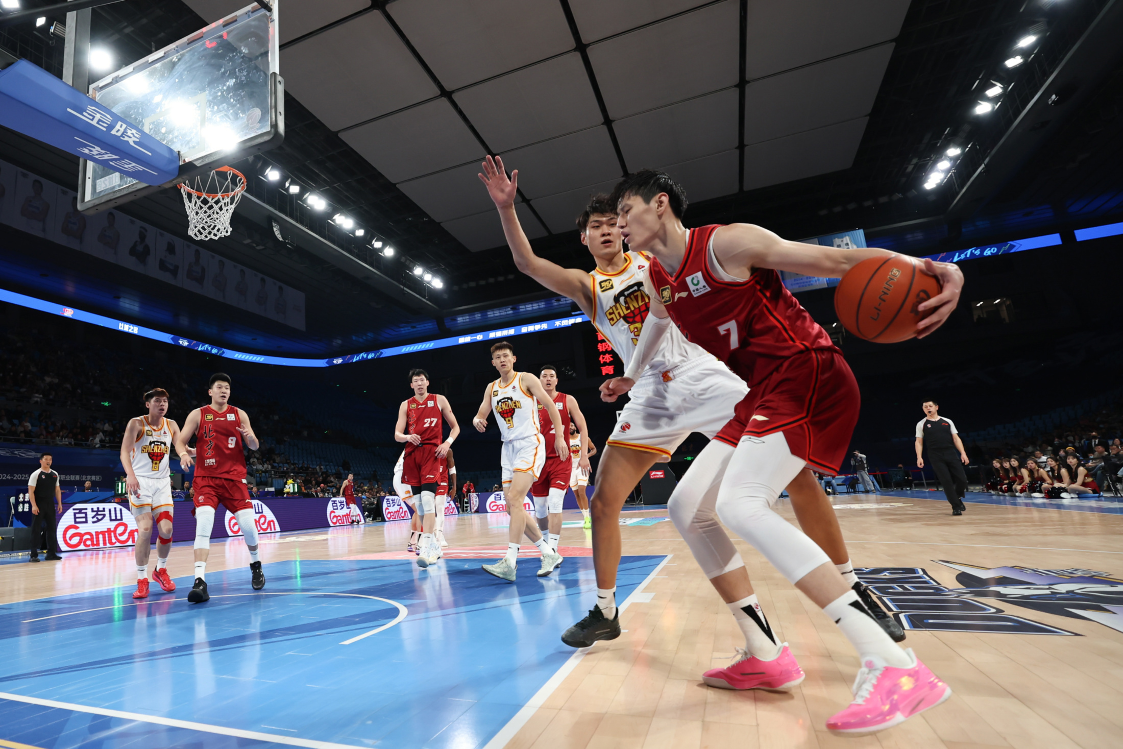 AYX SPORTS-包含今晚CBA季后赛焦点战；西汉姆完成体检；底气十足；身体对抗强度拉满的词条